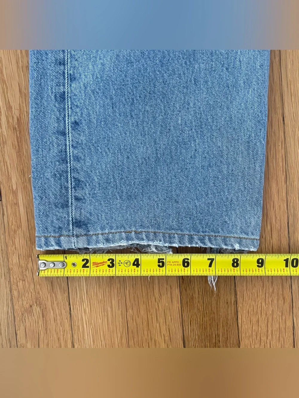 Vintage 90s Levis 501 Jeans Mens 40x30 Made in USA Faded Blue Button Fly 544